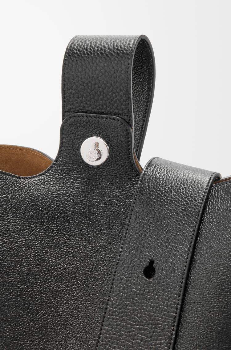 Large Black Bucket Bag with Adjustable Strap and Suede Lining - My Store